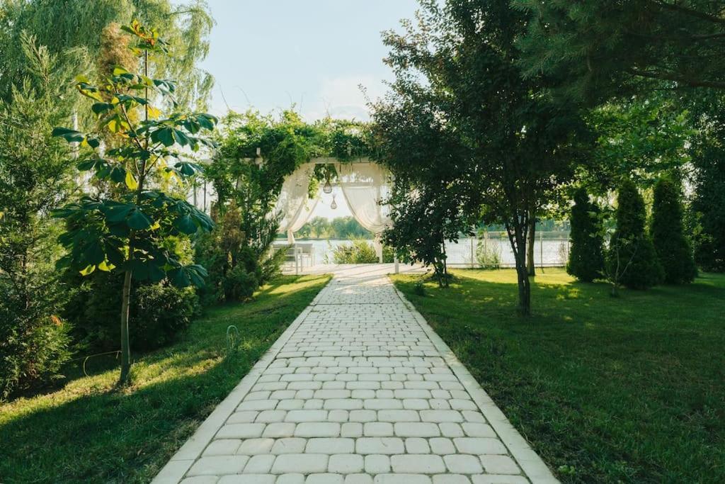 Therme - Corbeanca By The Lake Luxury Villa Exterior photo