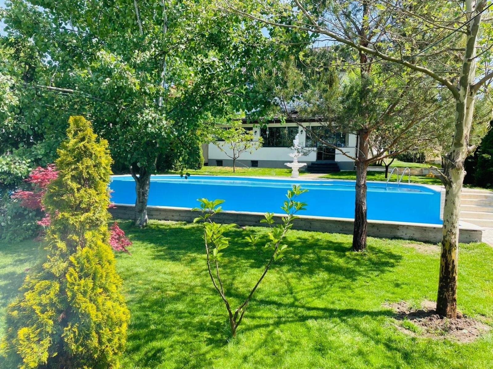 Therme - Corbeanca By The Lake Luxury Villa Exterior photo
